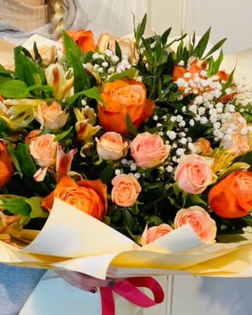 Bouquet with Orange Roses