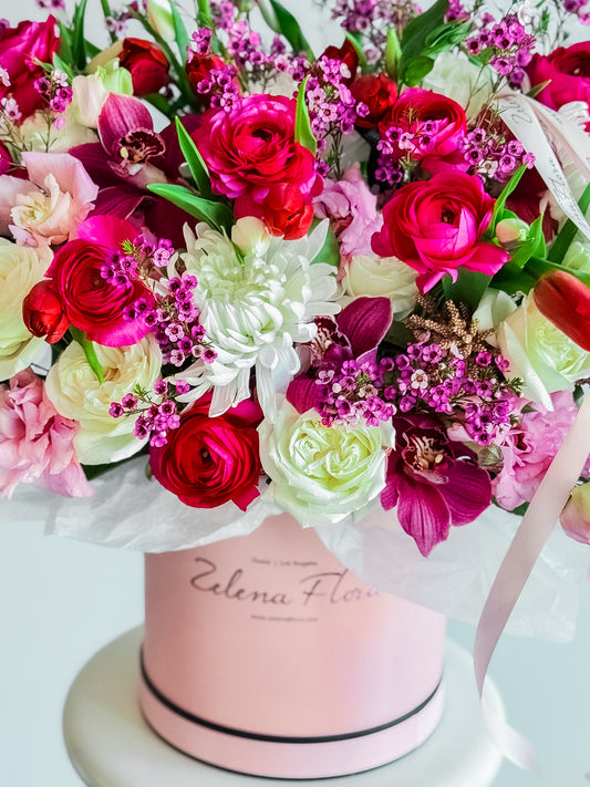 Wonder Mom by Zelena Flora, a romantic spring floral box in pink, white, red, and berry tones designed for Mother’s Day and elegant gifting in Los Angeles.