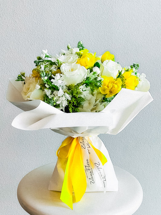 handcrafted seasonal premium flowers bouquet Aura Lemon by Zelena Flora Los Angeles