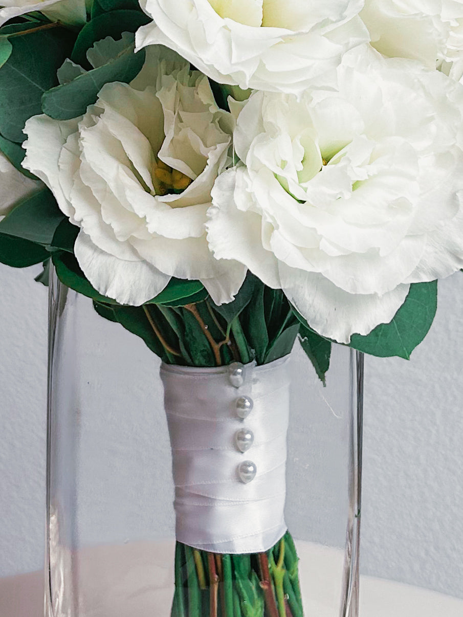 Petal Pact. Bouquet+boutonniere