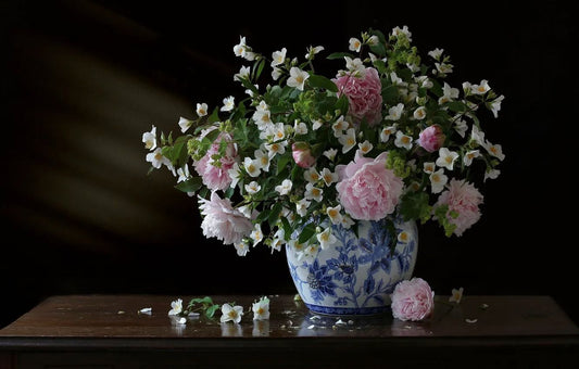 💐 Which Flowers Last the Longest Without Water? (L.A. Guide)