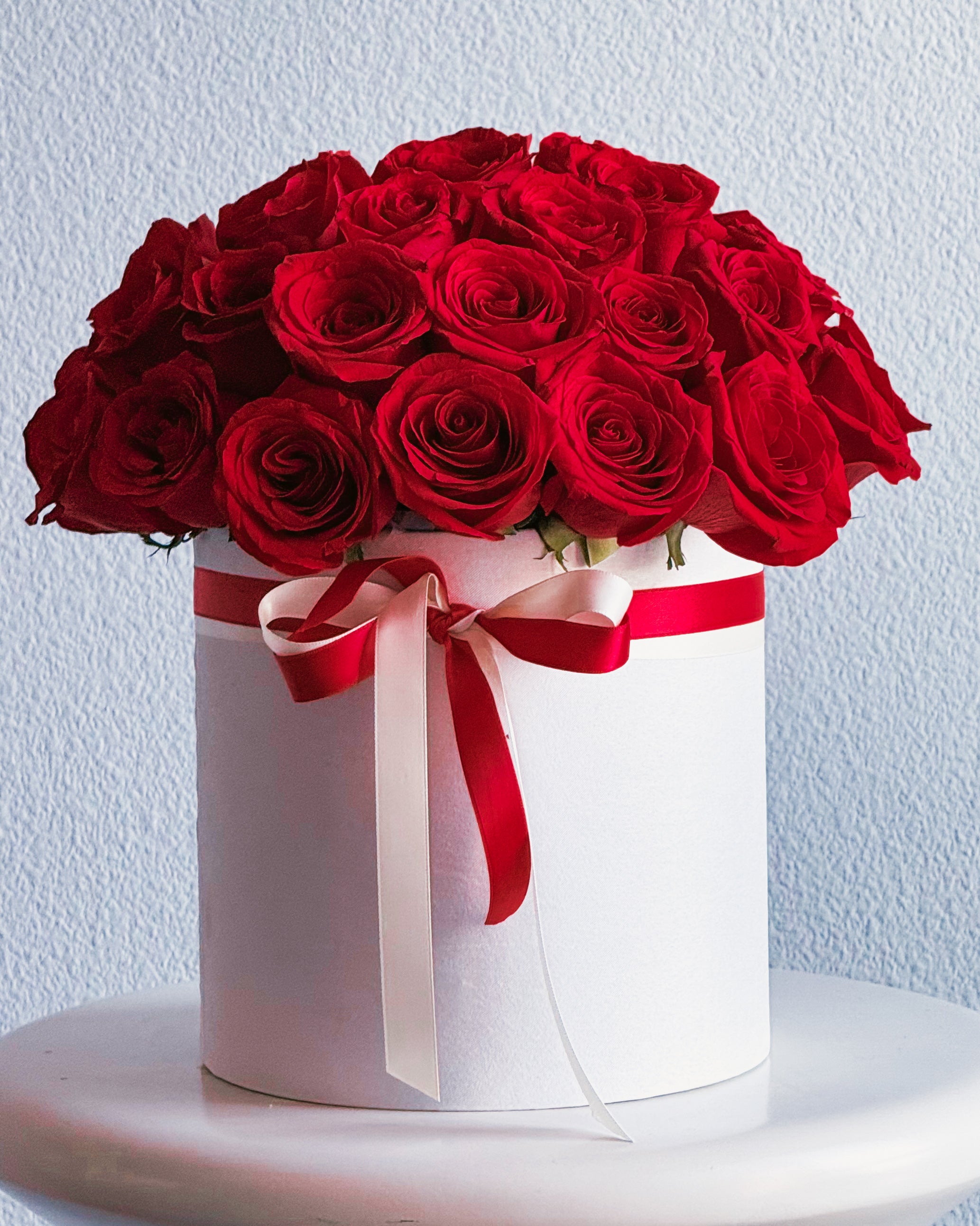 Red Royale Red Rose Flower Box | Zelena Flora Los Angeles